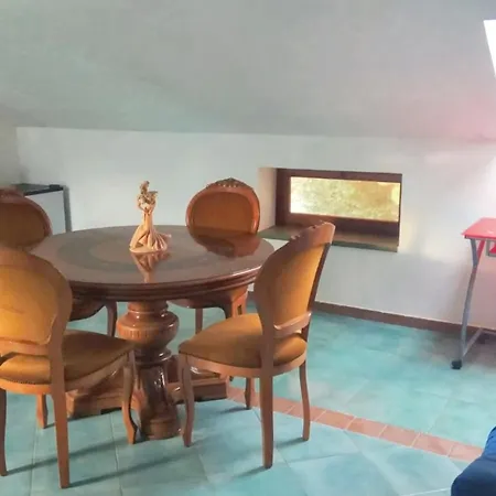 Charming In With Mountain View 60 M² *